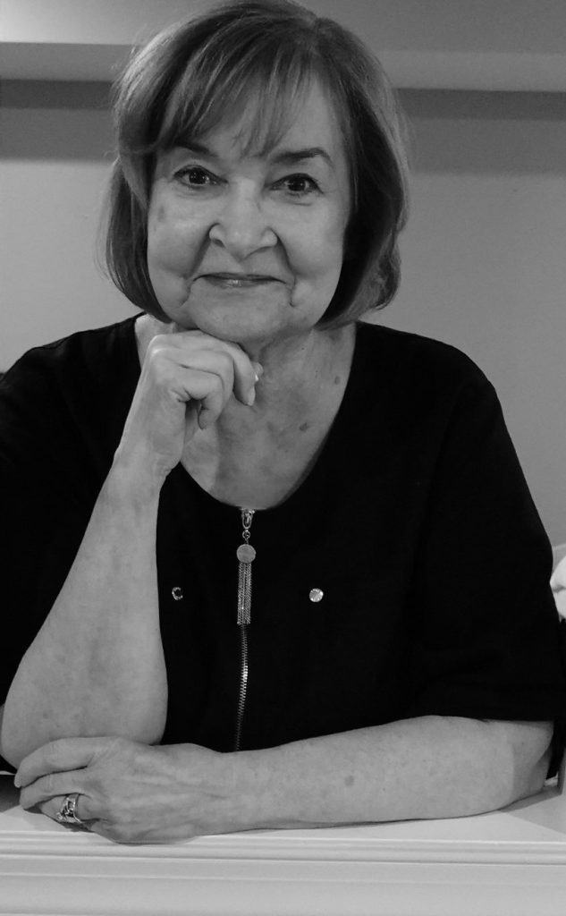 big-kat-kreative-tripod-carol-dubas-author-photo